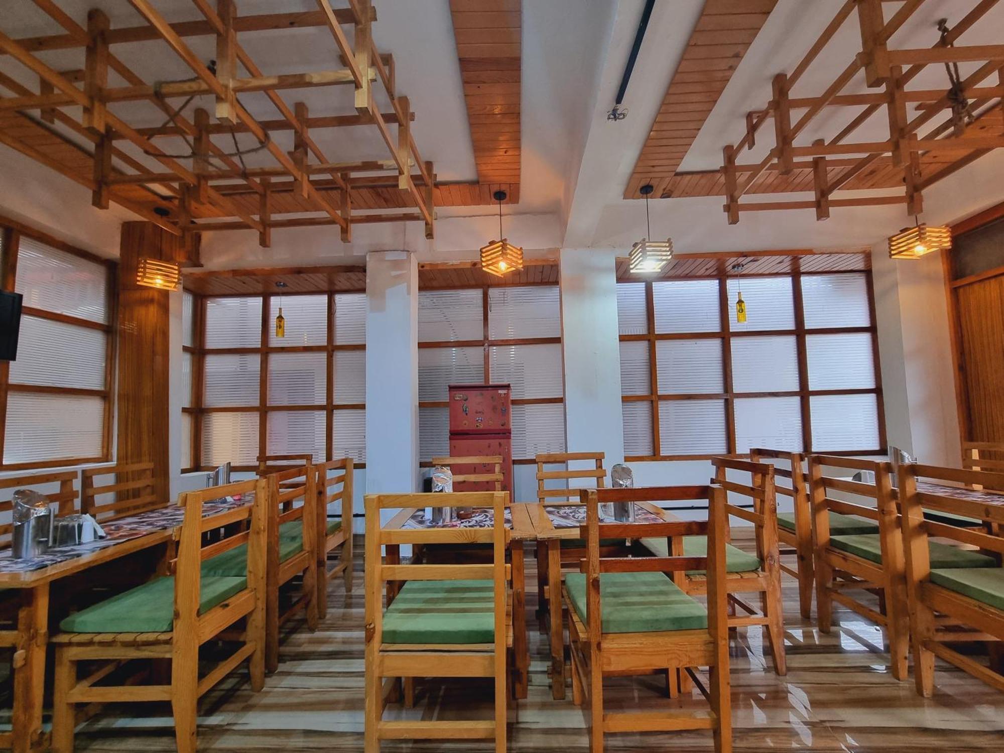 Wow Hotels Green View Dalhousie Exterior foto