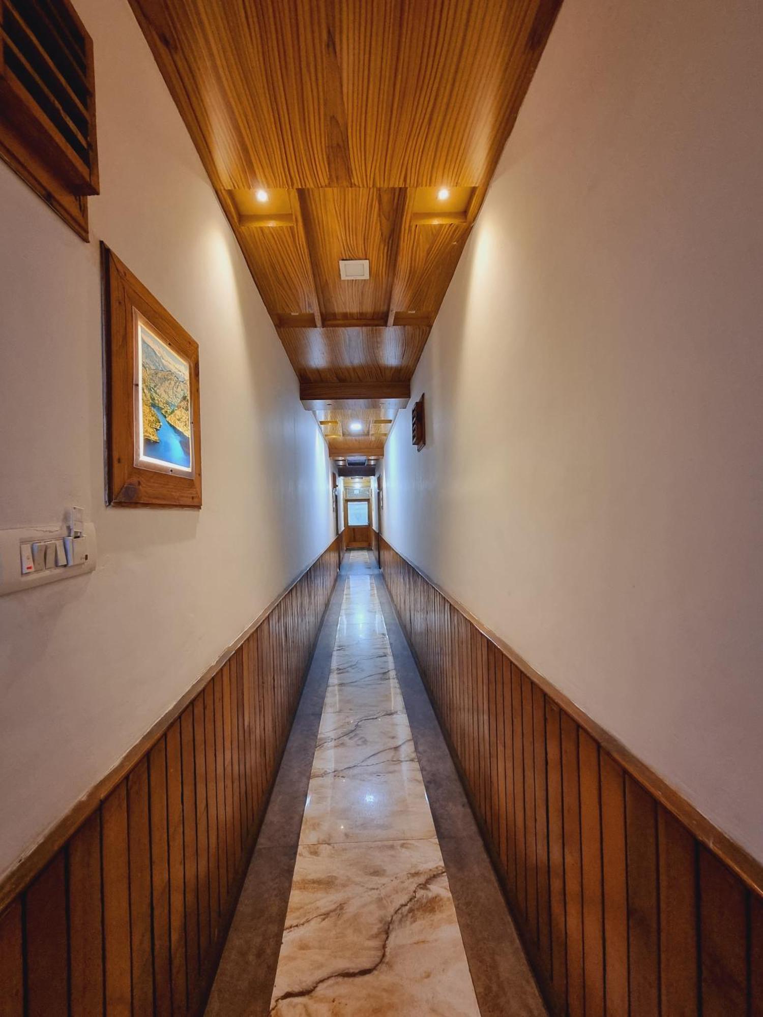 Wow Hotels Green View Dalhousie Exterior foto